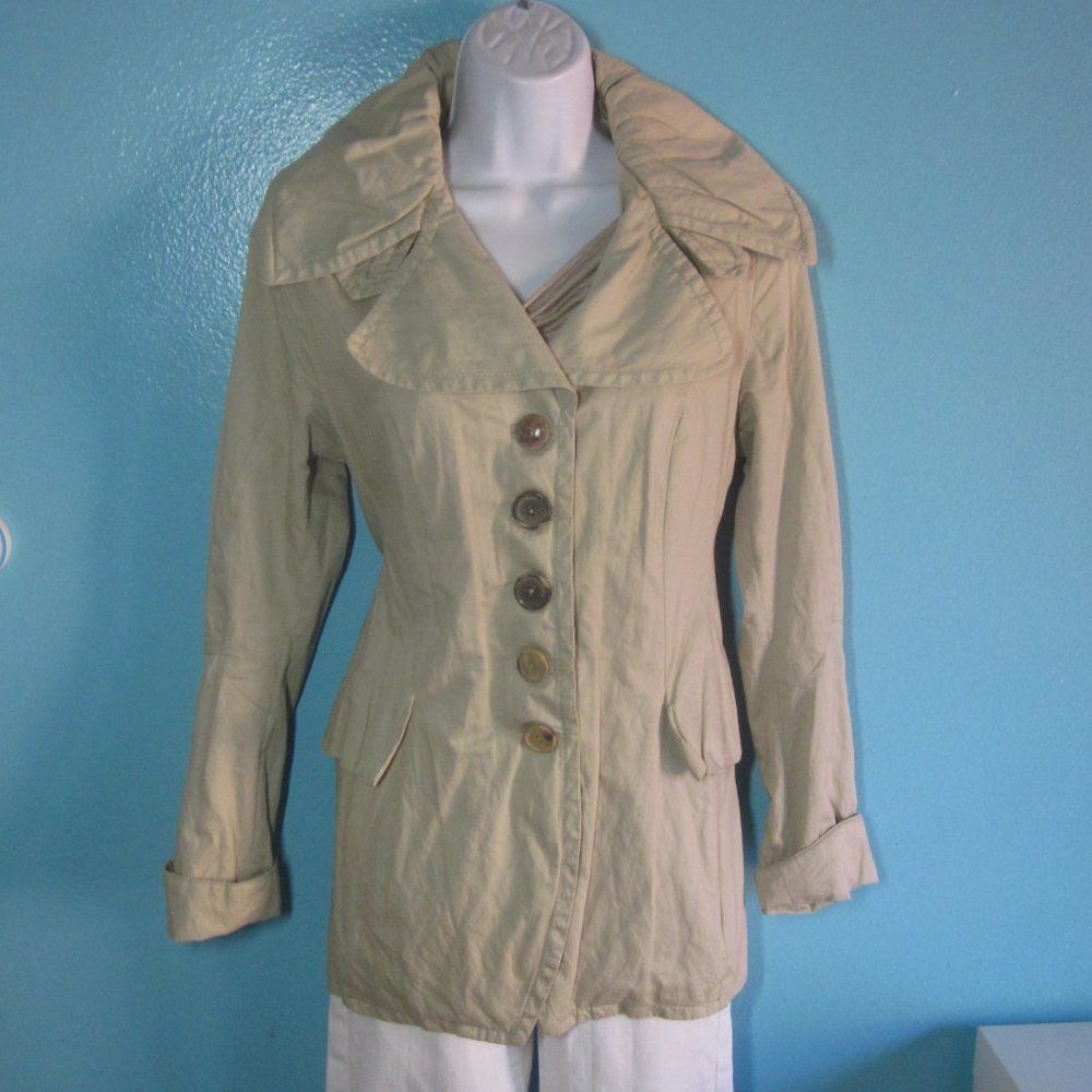 Creenstone Beige Jacket Size 36 Fits XS Button and Zip Front